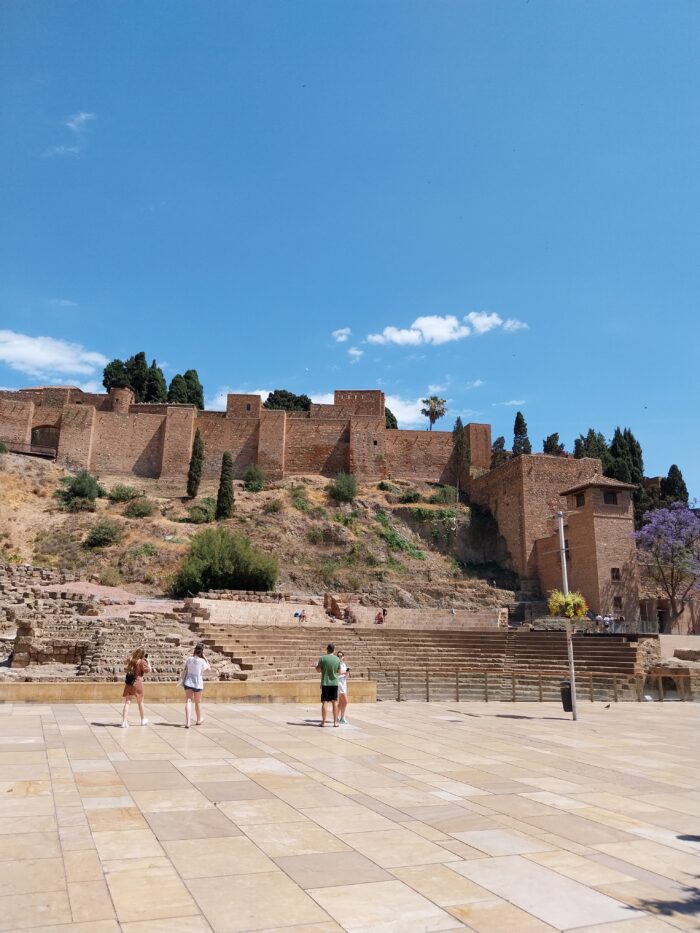 visita la alcazaba de malaga