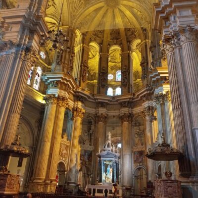 interior catedral de malaga